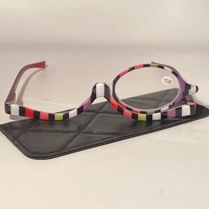 0998 Makeup Cosmetic 3.00 Flip Magnifying Glasses For Precision Application N…